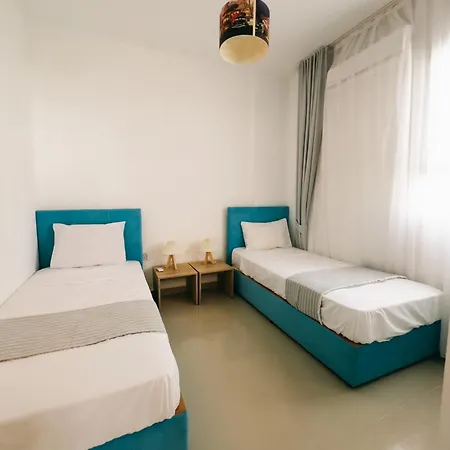 Apartment Caesar 2 Bedroom, Pool View, Close To The