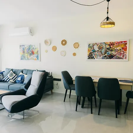 Caesar 2 Bedroom, Pool View, Close To The Apartment Trikomo