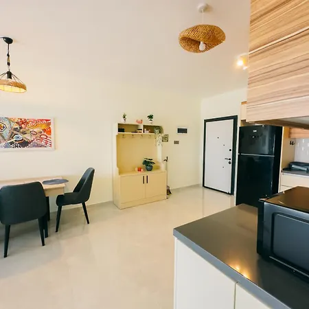 Caesar 2 Bedroom, Pool View, Close To The *